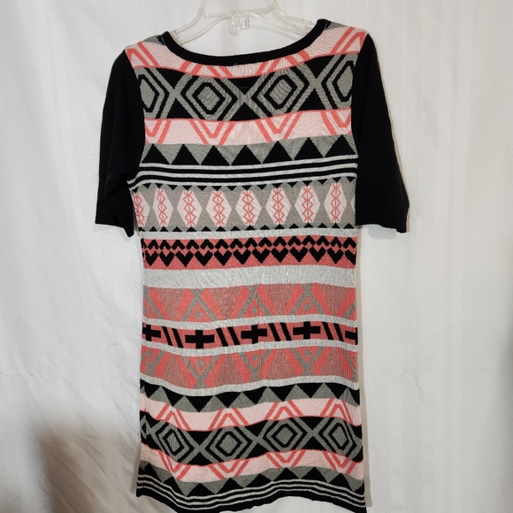 T/O SWEATERS DRESS WOMEN'S SIZE M PINK GEOMETRIC SWEATER A-77 - Picture 6 of 11